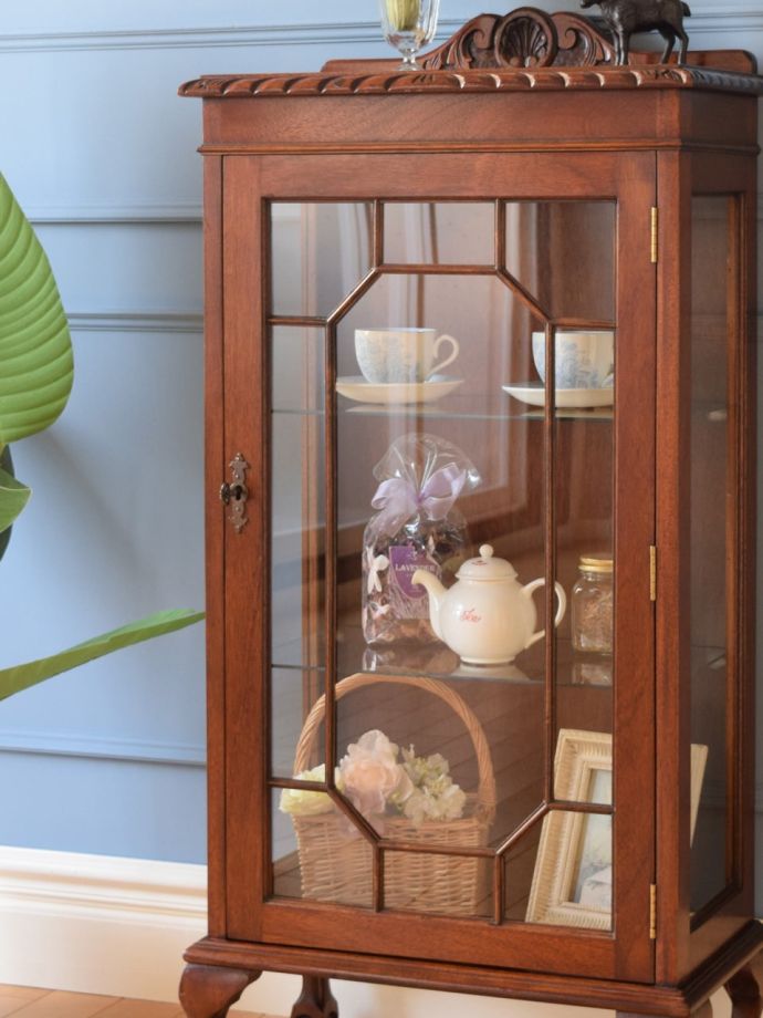 アンティークガラスの扉