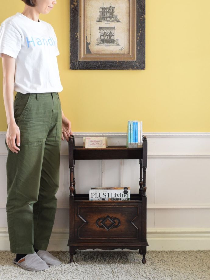 アンティークのおしゃれな本棚