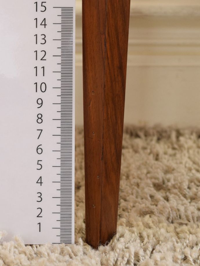 アンティーク家具の脚