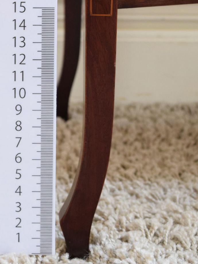 アンティーク家具の脚