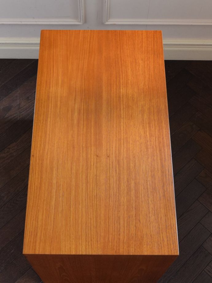 G-planのビンテージ家具の天板
