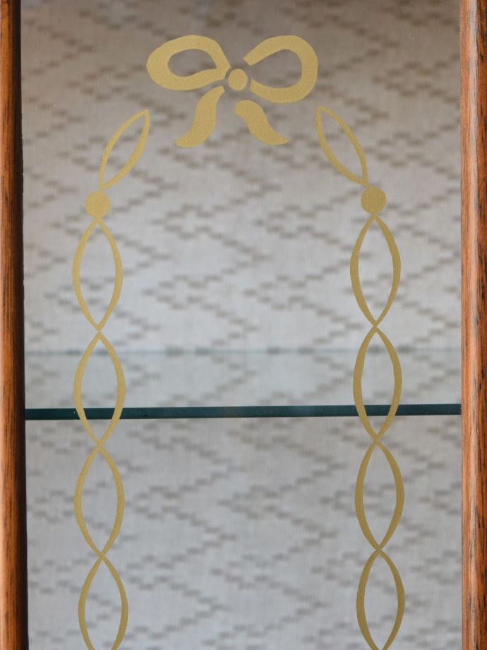 ガラス扉にある装飾