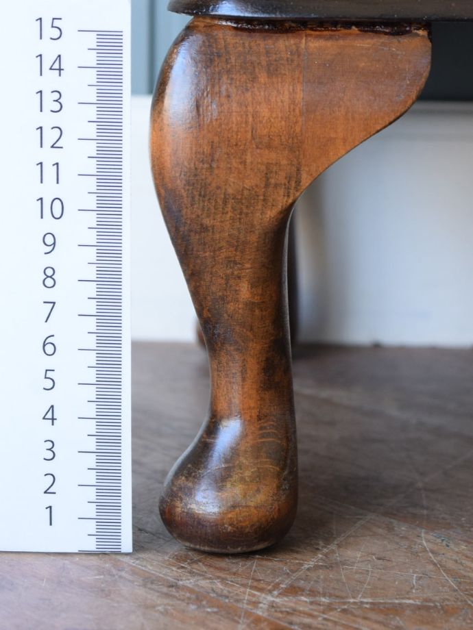 アンティーク家具の脚