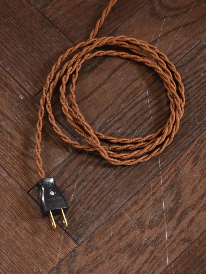 フロアランプのコード