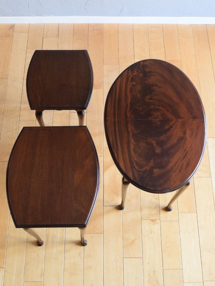 アンティークのテーブルの天板