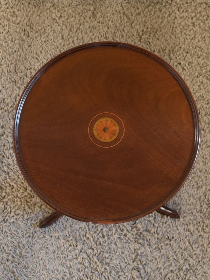 アンティークのテーブルの天板