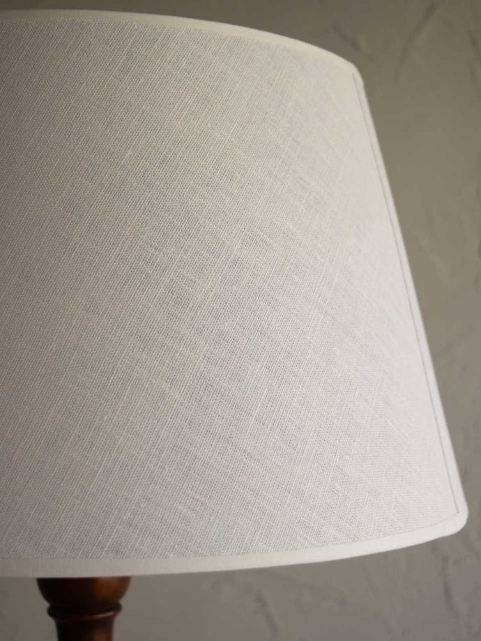 フロアランプのシェード