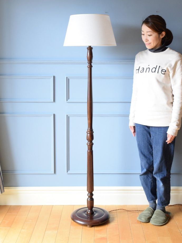 アンティークの照明、フロアランプ