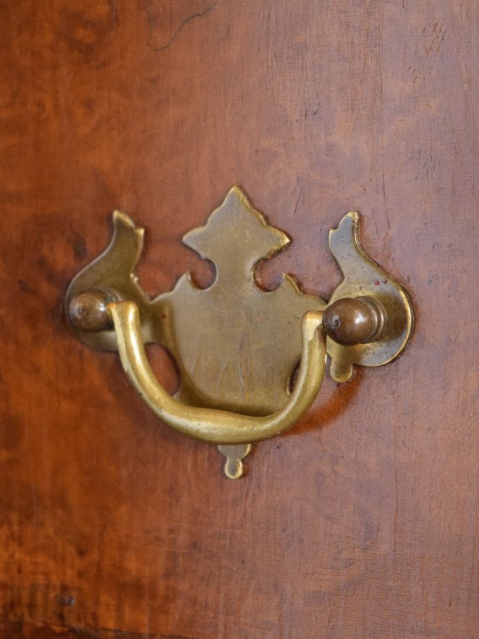 アンティークチェストの取っ手