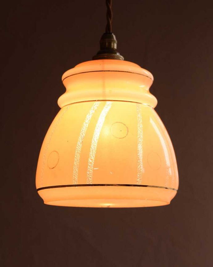 ペンダントライト　照明・ライティング　明かりがこぼれるアンティークガラスシェード(コード・シャンデリア電球・ギャラリーなし)。。(k-3295-z)