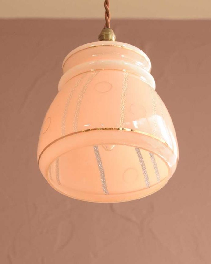 ペンダントライト　照明・ライティング　明かりがこぼれるアンティークガラスシェード(コード・シャンデリア電球・ギャラリーなし)。。(k-3295-z)