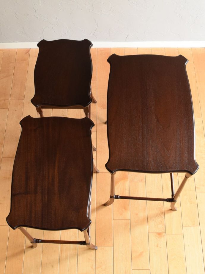 アンティークのテーブルの天板