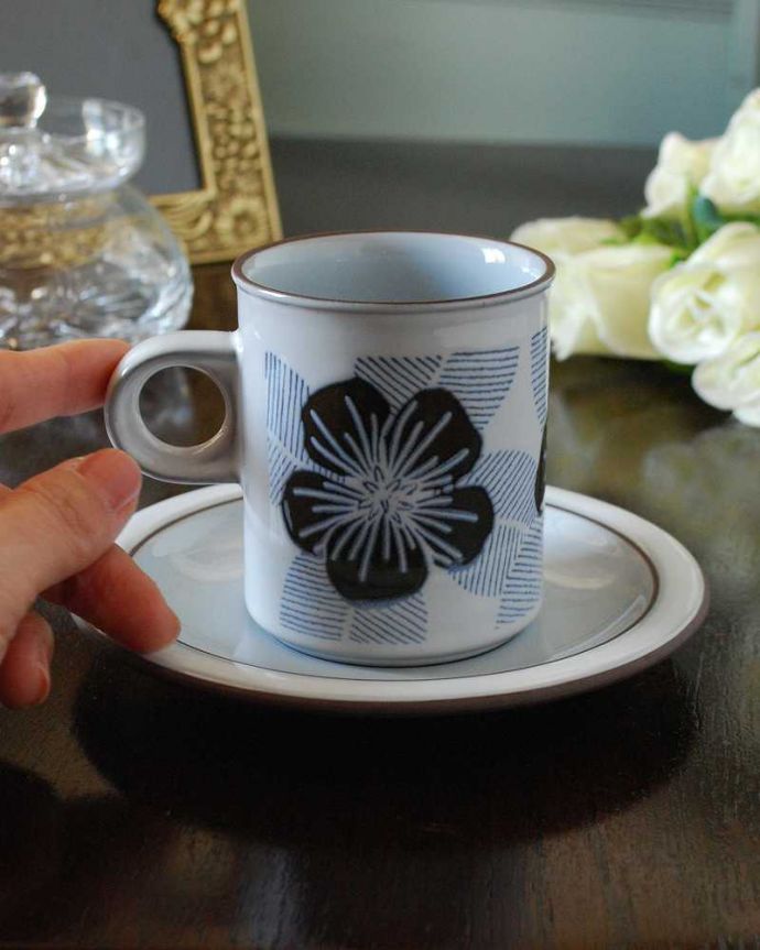 Hornsea（ホーンジー）　アンティーク雑貨　イギリスのビンテージ食器、ホーンジー社のHarmony（ハーモニー）のカップ＆ソーサー。お茶の時間をもっと優雅に･･･眺めているだけじゃもったいないので、実用的に使って下さい。(k-3301-z)