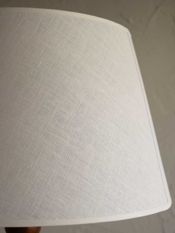 フロアランプのシェード