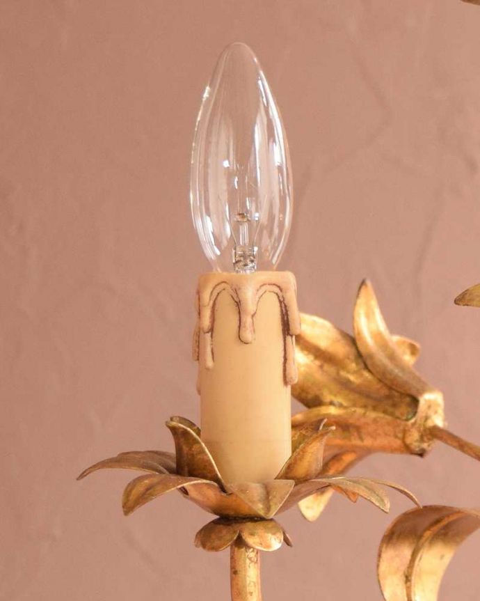 シャンデリア　照明・ライティング　エレガントな真鍮製アンティークシャンデリア（3灯）（Ｅ17シャンデリア球付）。。(k-3302-z)