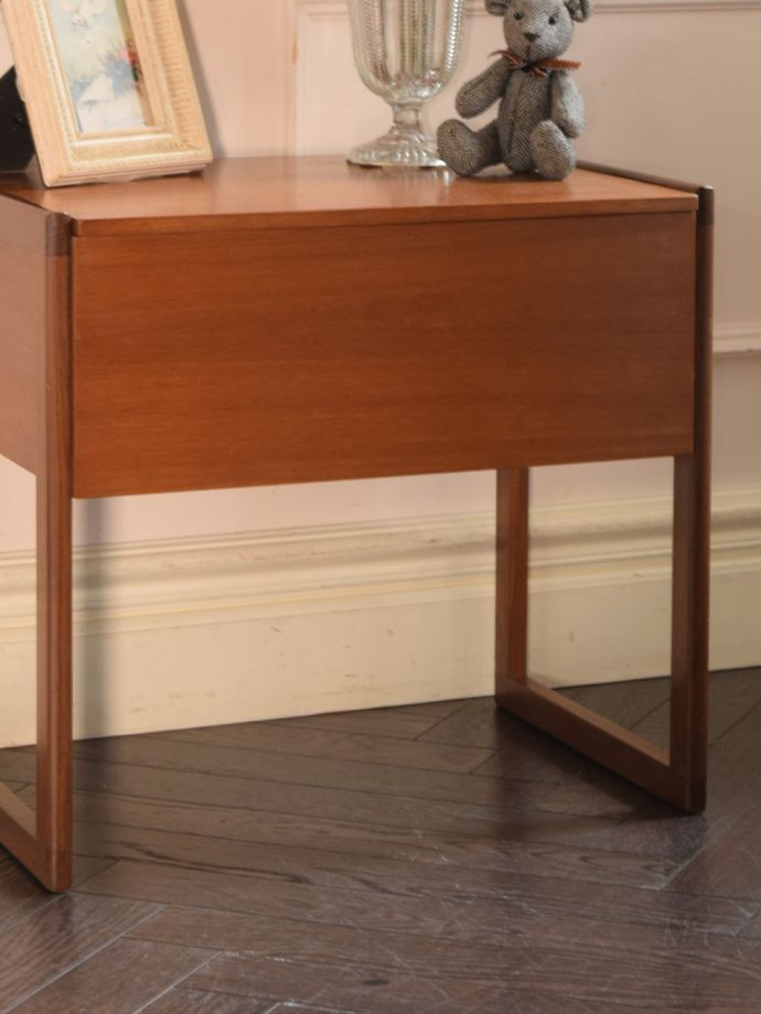 アンティーク家具の美しさ