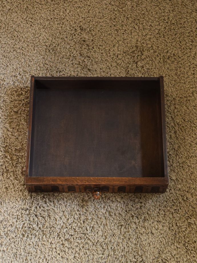 コンソールテーブルの引き出し