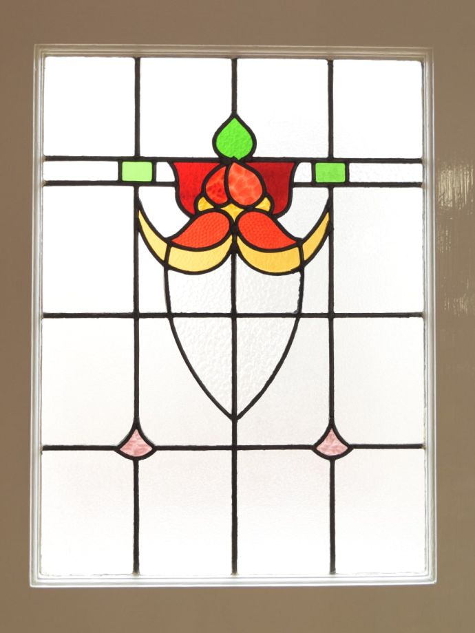 可愛いアンティークのステンドグラス