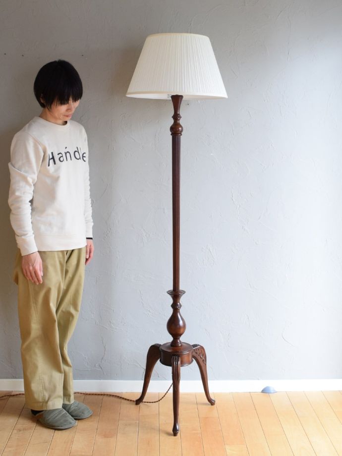 アンティークの照明、フロアランプ