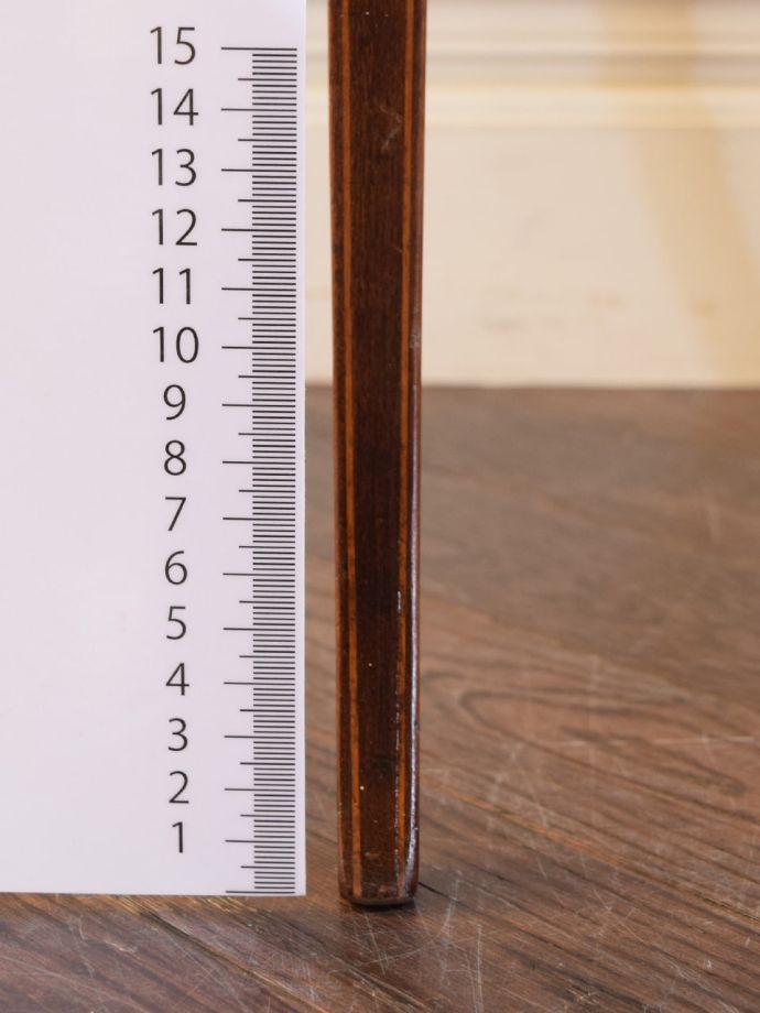 アンティーク家具の脚