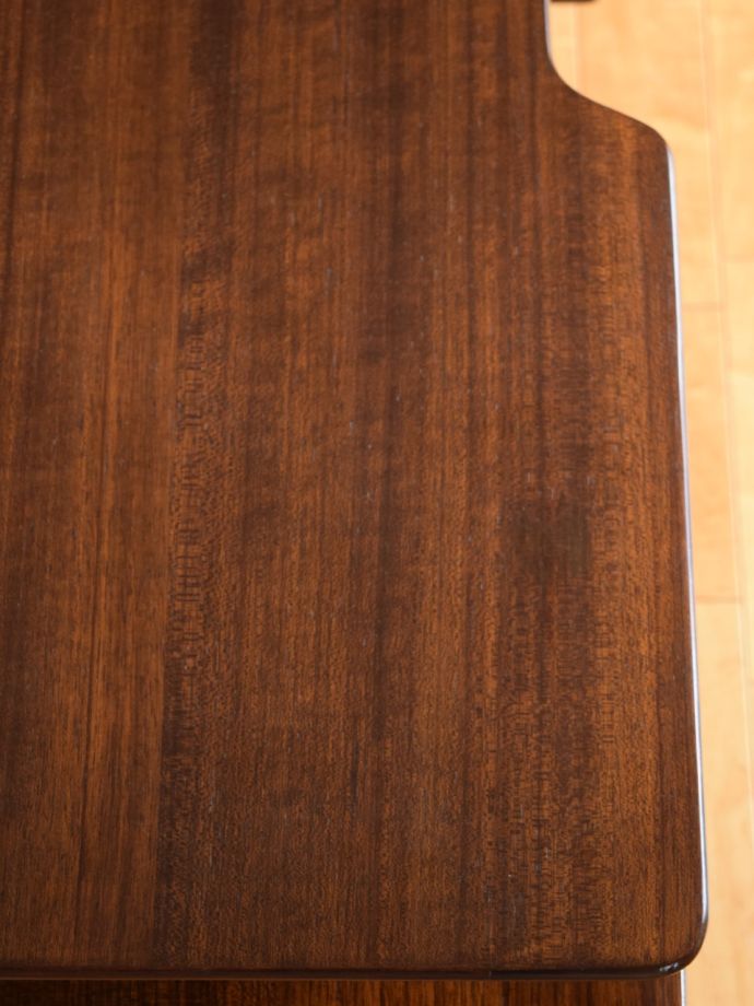 ビンテージドレッサーの天板