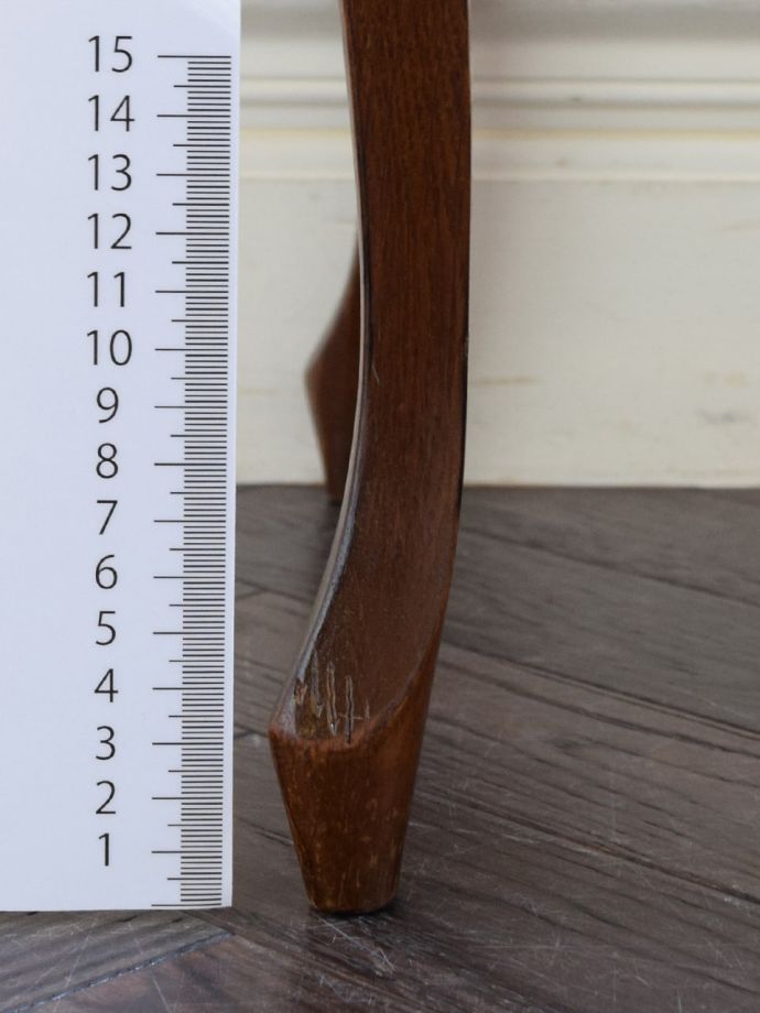 アンティーク家具の脚