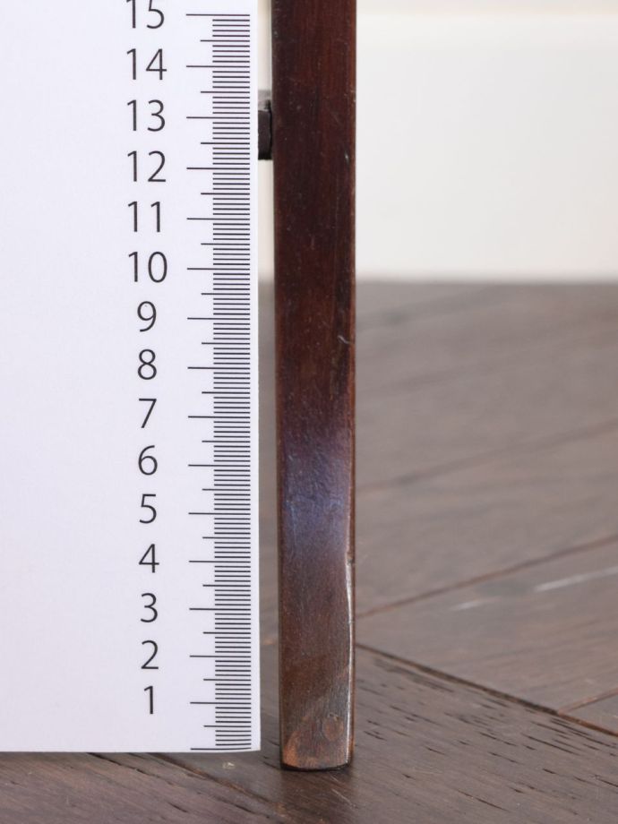 アンティーク家具の脚