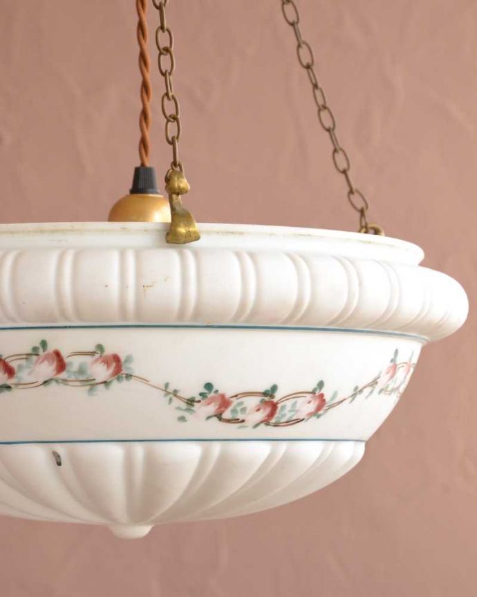 シャンデリア　照明・ライティング　小さなバラのガーランドが描かれたアンティークハンギングボウル(Ｅ26球付き)。。(k-3372-z)