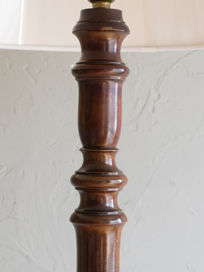 フロアランプの装飾