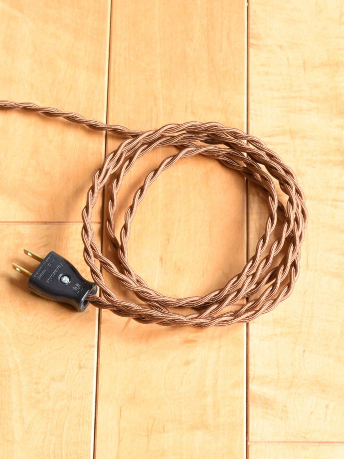 フロアランプのコード