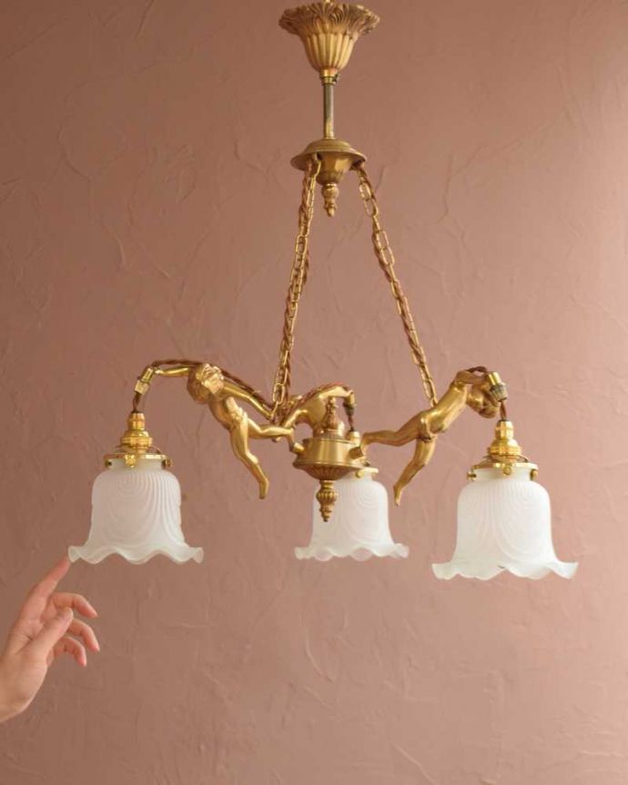 アンティークのシャンデリア