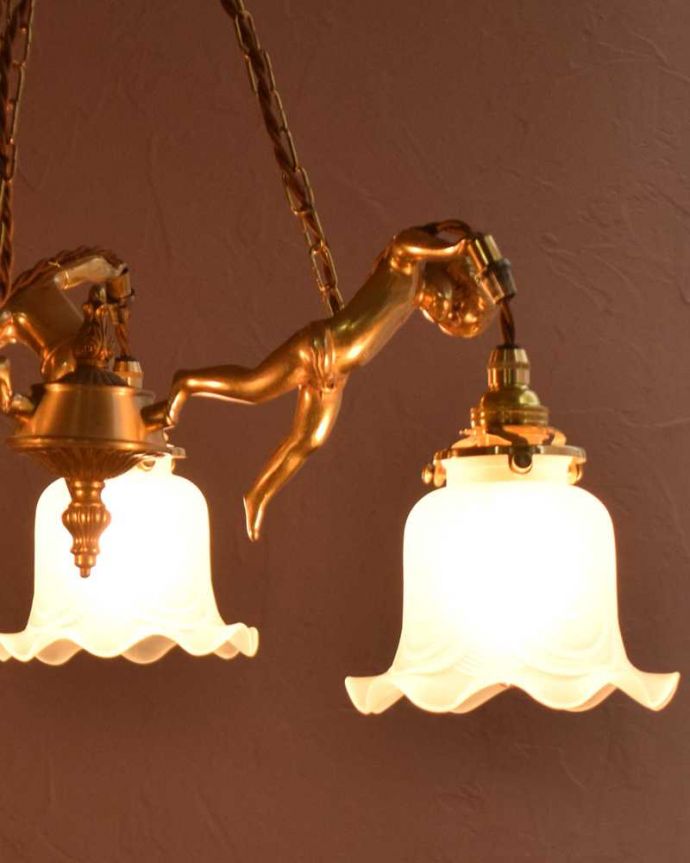 アンティークのシャンデリア