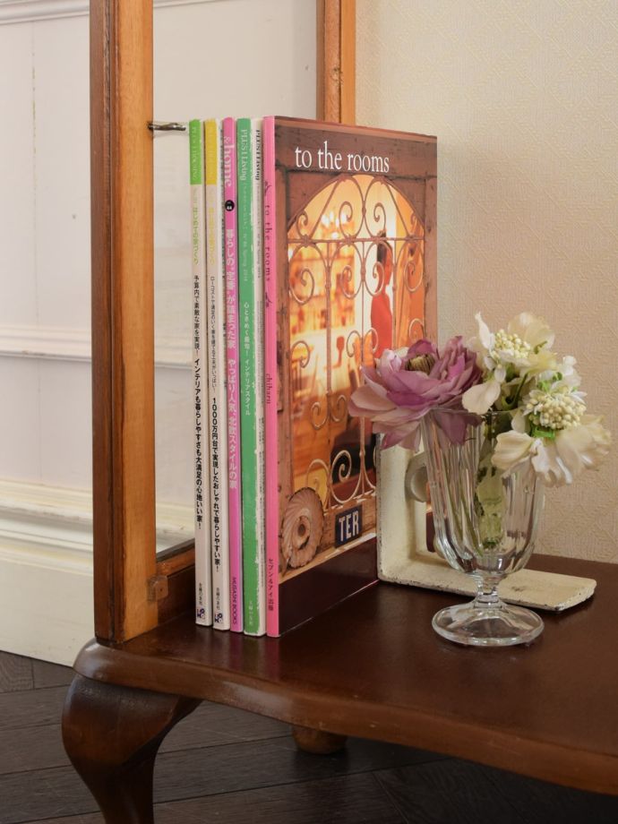 収納たっぷりのキャビネット