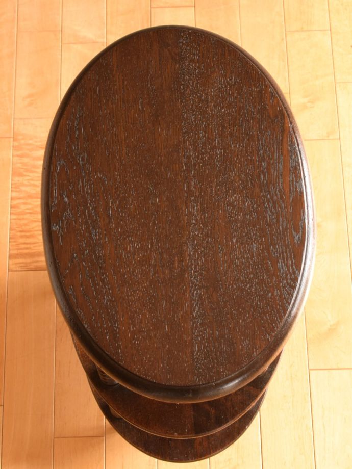 オープンシェルフの天板