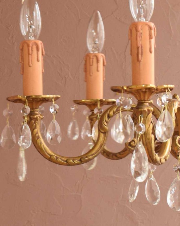 シャンデリア　照明・ライティング　ガラスドロップ×真鍮製アンティークシャンデリア（6灯）（Ｅ17シャンデリア球付） 。。(k-3380-z)