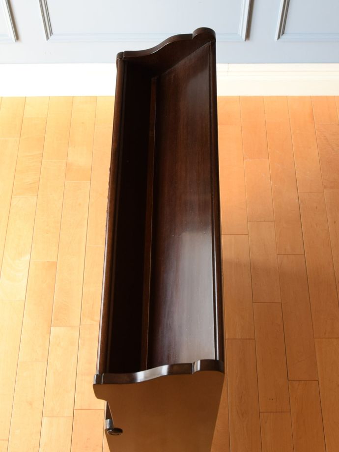 アンティーク本棚の天板