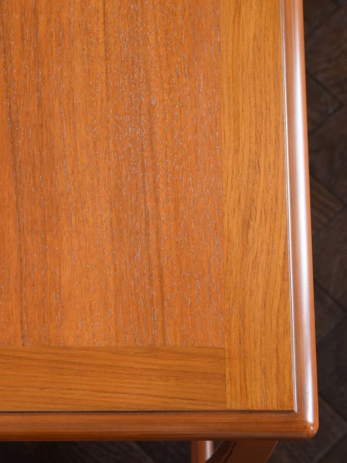 ヴィンテージ家具の天板