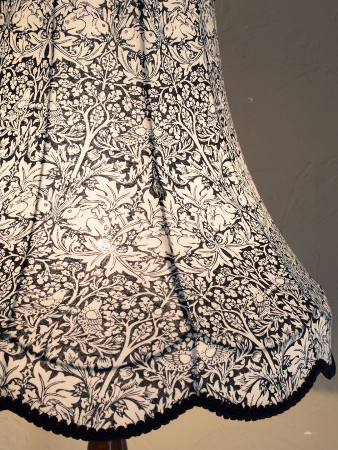 フロアランプのシェード