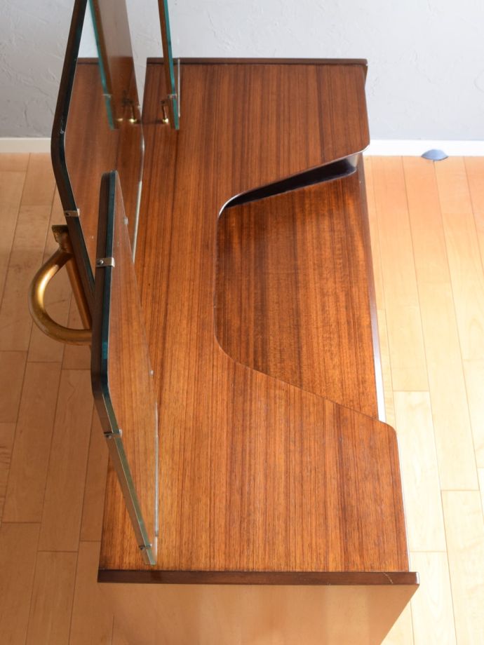 G-planのビンテージ家具の天板