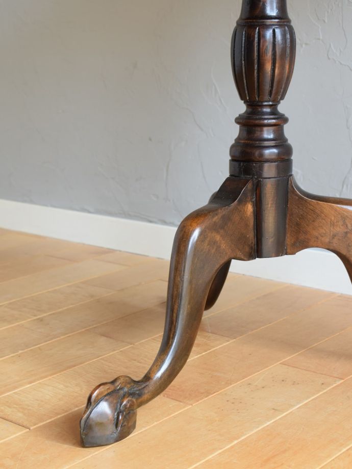 アンティーク家具の脚