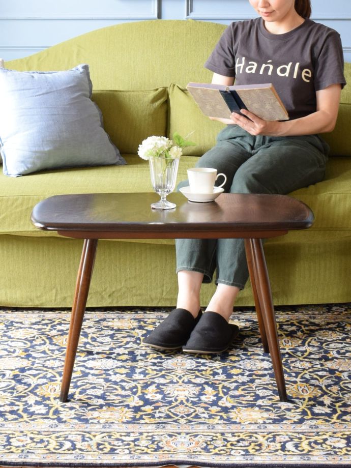 アーコールのコーヒーテーブル