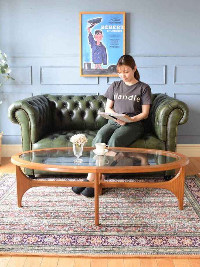 北欧スタイルのビンテージテーブル