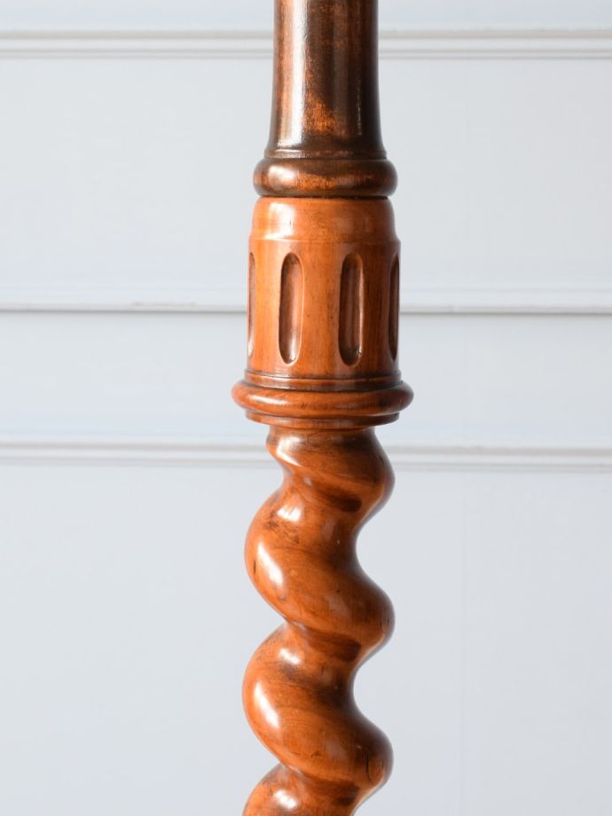 フロアランプの装飾