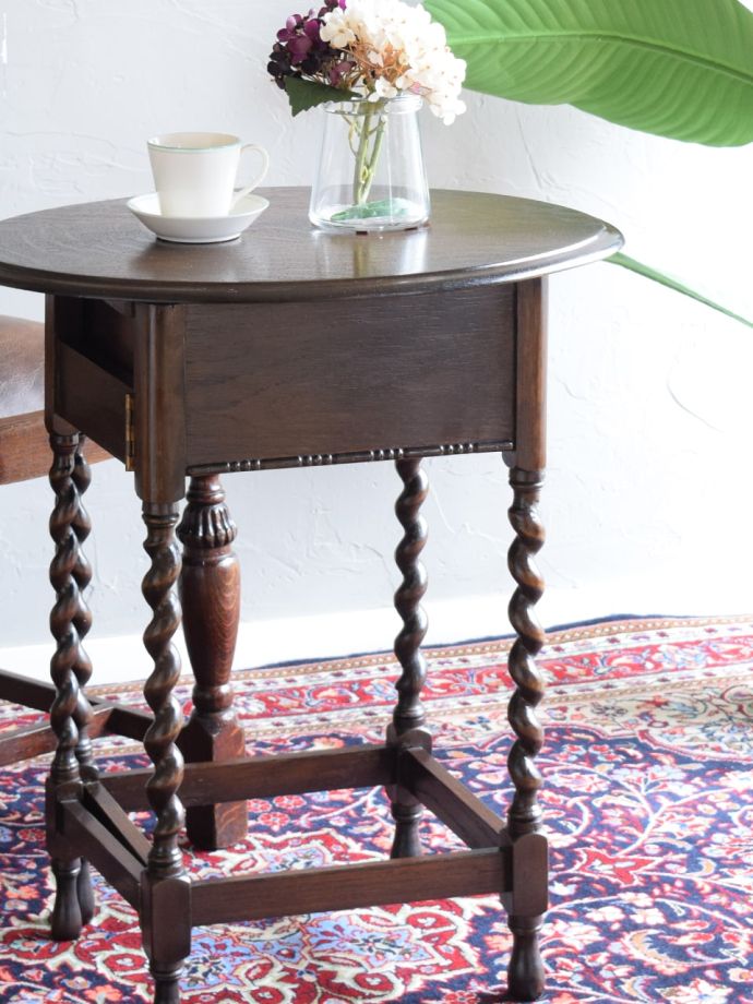 おしゃれなサイドテーブル