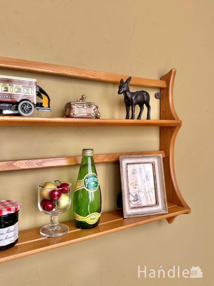 アーコール社のビンテージ家具