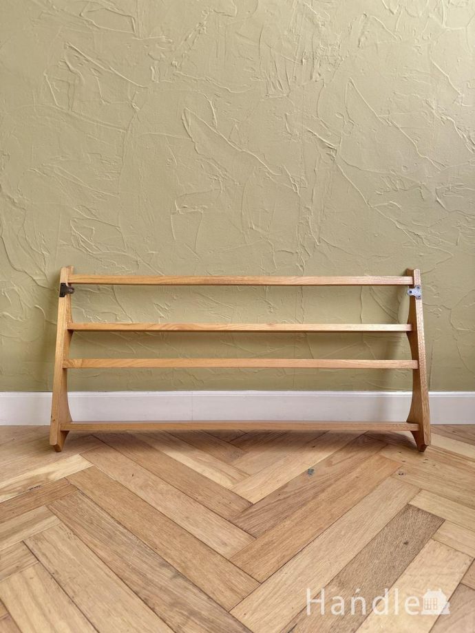 シェルフの裏側