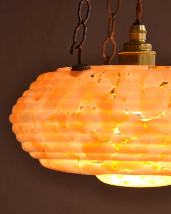シャンデリア　照明・ライティング　ガラスの模様がきれいなビタミンカラーのアンティークハンギングボウル（Ｅ26球付）。。(k-3541-z)