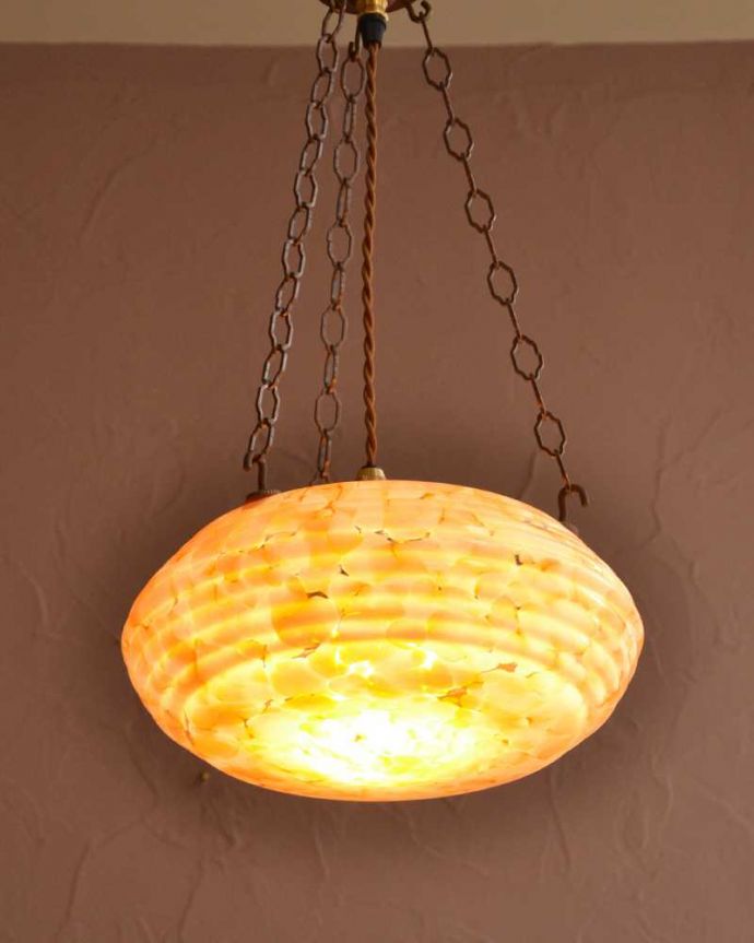 シャンデリア　照明・ライティング　ガラスの模様がきれいなビタミンカラーのアンティークハンギングボウル（Ｅ26球付）。。(k-3541-z)