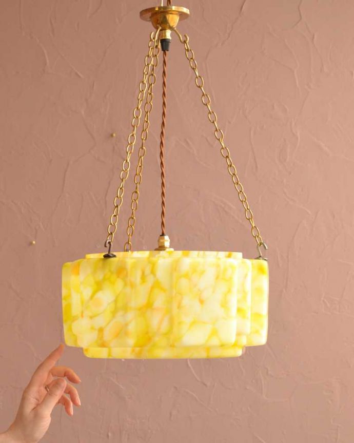 シャンデリア　照明・ライティング　ビタミンカラーのオレンジ色が可愛い、イギリスアンティークのハンギングボウル（Ｅ26球付）。。(k-3607-z)