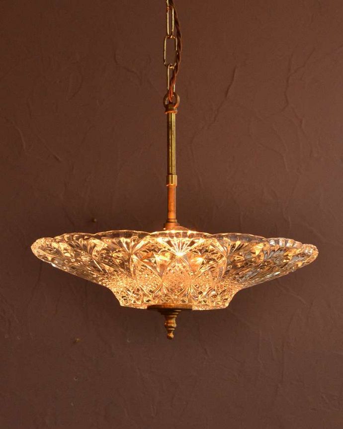 シャンデリア　照明・ライティング　ガラスの器がキラキラ輝くアンティークのハンギングボウル(E17丸球2灯付き) 。。(k-3762-z)